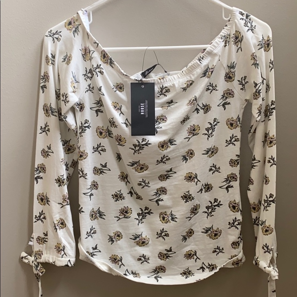 Off shoulder floral top